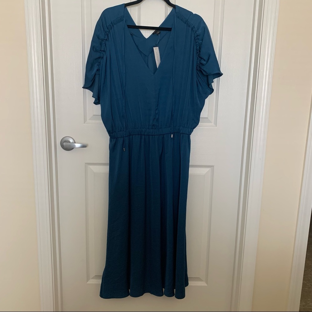 Ann Taylor NWT Midi Dress Size L